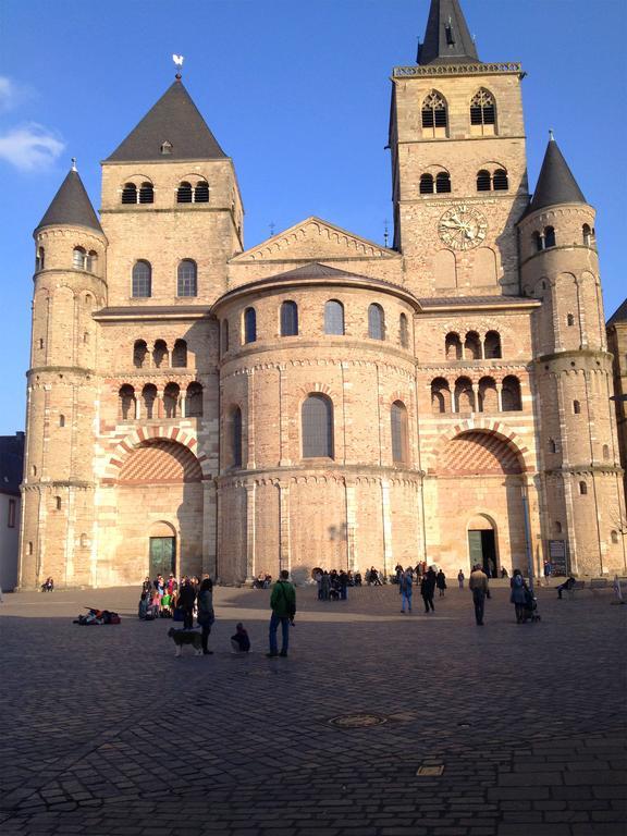 Ferienappartement Hennen Konz Esterno foto